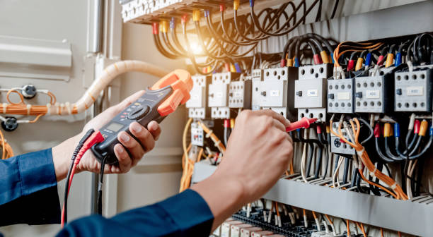 Best Licensed Electrician  in Fort Clark Springs, TX